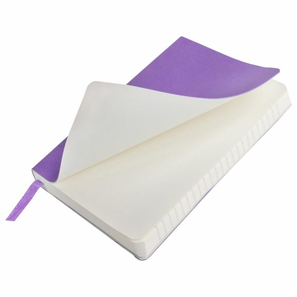 Блокнот МАЛЫЙ ФОРМАТ (91х140 мм) А6, BRAUBERG ULTRA, под кожу, 80 г/м2, 96 л., клетка, сиреневый, 113026 — изображение 3