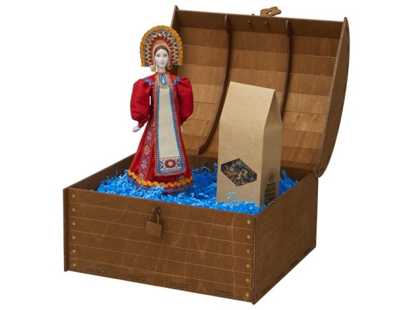 Подарочный набор: кукла фарфоровая, чай "Малина с мятой" — изображение 3