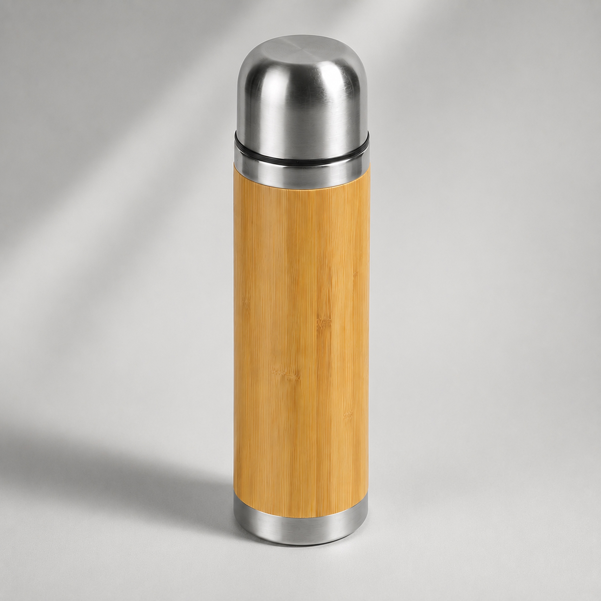 Вакуумный термос из бамбука «Ямал Bamboo» Вакуумный термос из бамбука «Ямал Bamboo»